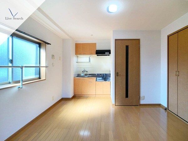 居室・リビング(別号室)