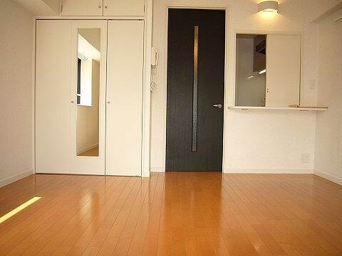 物件内観写真6　(別号室写真)