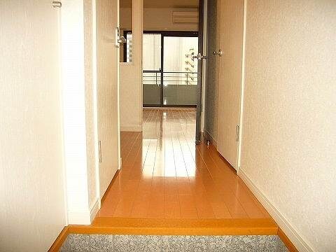 物件内観写真9　(別号室写真)