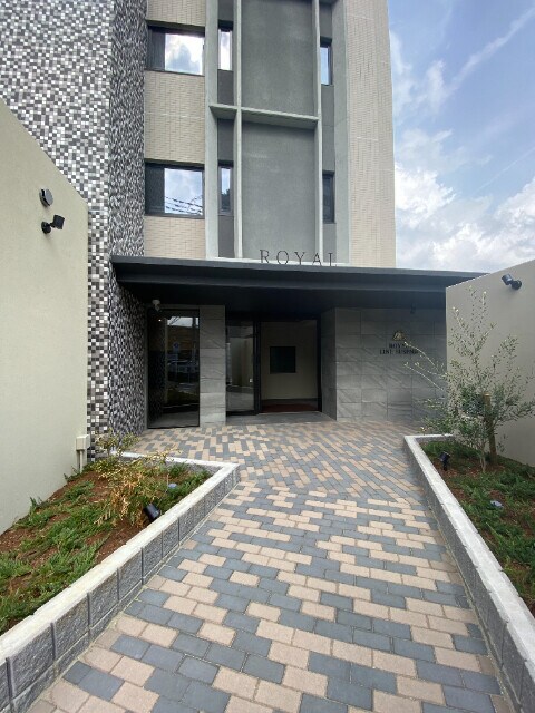 物件外観写真2　(エントランス)