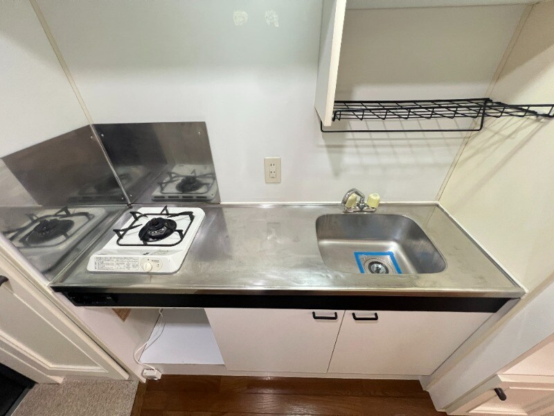 物件内観写真2　(別号室)