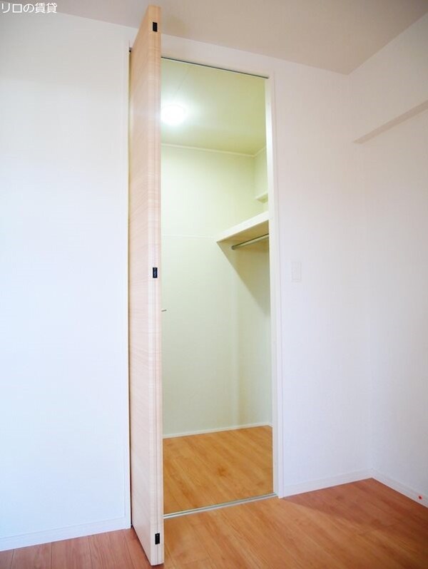 収納(同型イメージ)