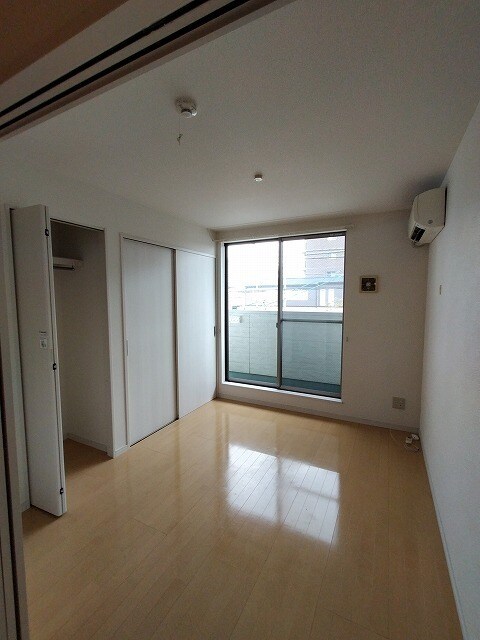 物件内観写真3　(同型イメージ)