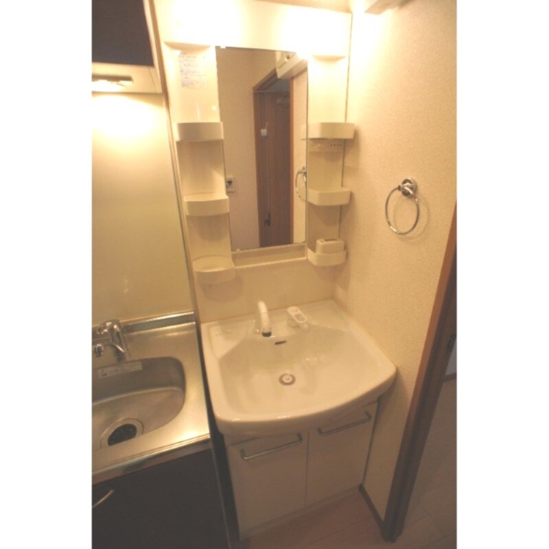 物件内観写真13　(別号室)