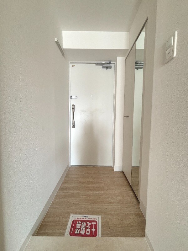 玄関(同型タイプ)