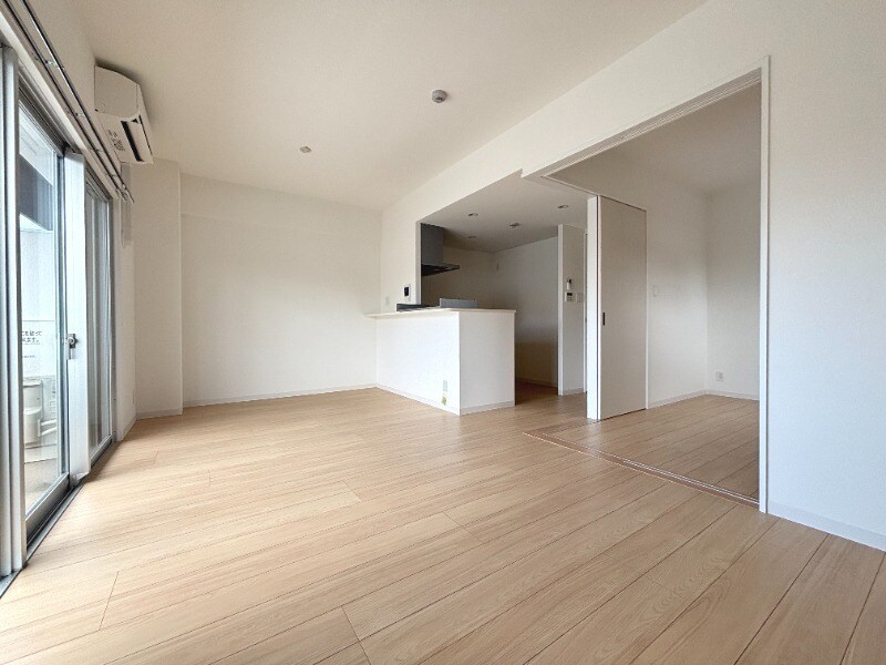 物件内観写真3　(同型タイプ)