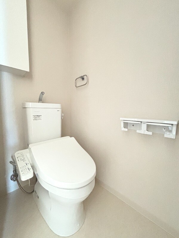 トイレ(同型タイプ)