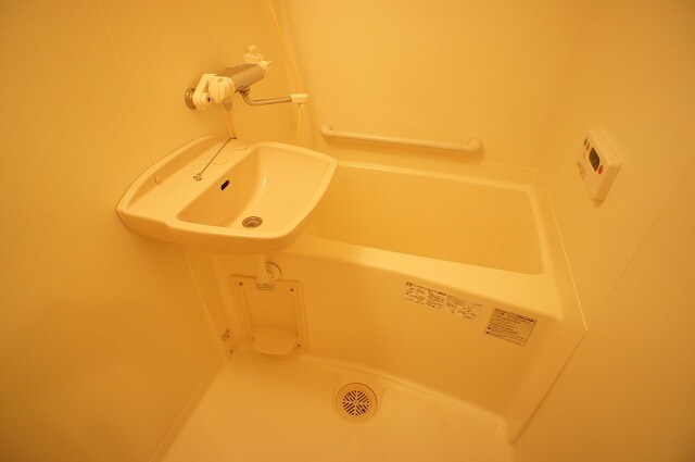 物件内観写真8　(別号室)