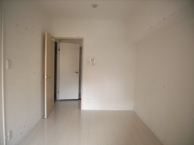 物件内観写真5　(別号室)