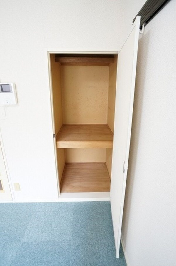 収納(別号室)