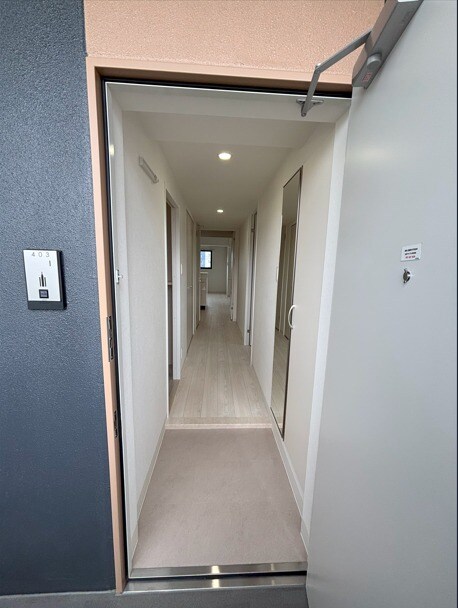 物件内観写真2　(同型タイプ)