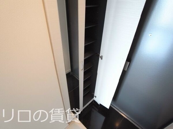 玄関(別号室イメージ)
