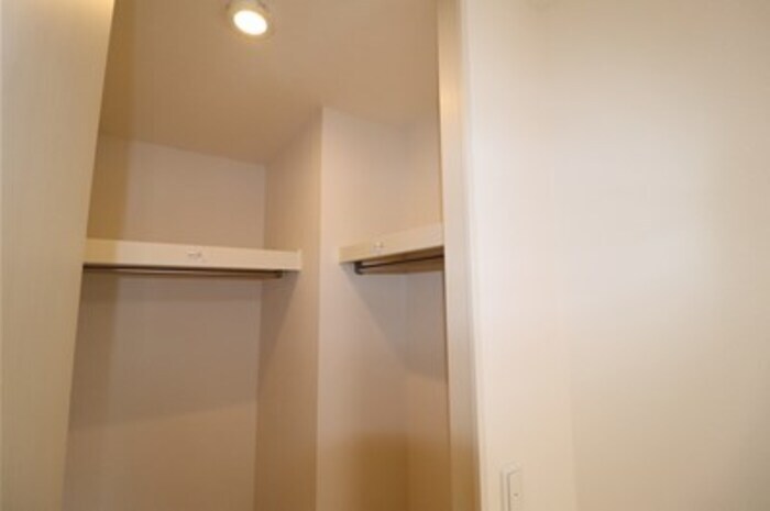 物件内観写真10　(別号室)