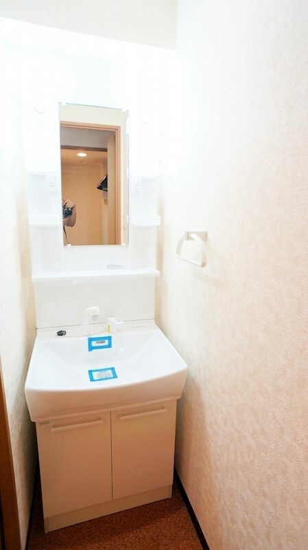 物件内観写真8　(別号室)