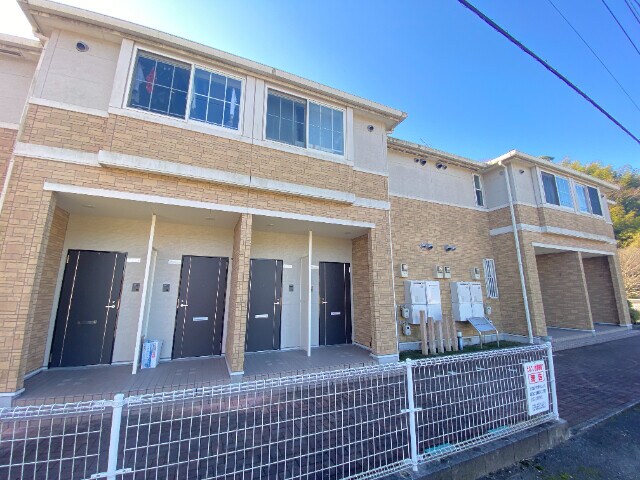 物件外観写真1　(外観)