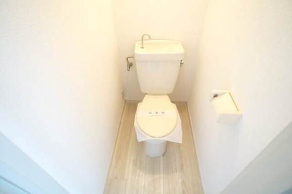 トイレ(別号室)