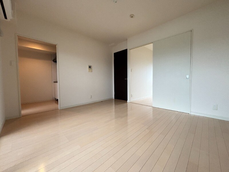 物件内観写真8　(1204号室　写真)