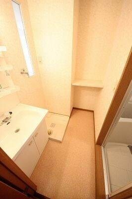 物件内観写真10　(別号室)