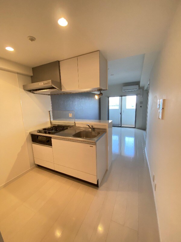 物件内観写真2　(別号室)