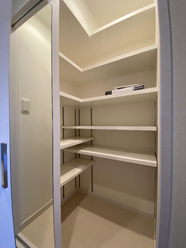 物件内観写真9　(別号室)