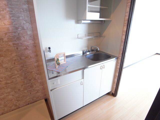 物件内観写真2　(別号室イメージ)