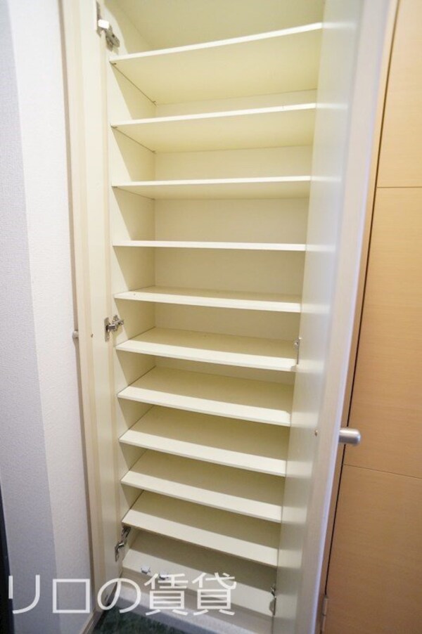 玄関(別号室イメージ)