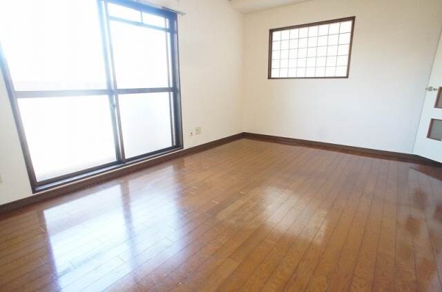 物件内観写真4　(別号室)