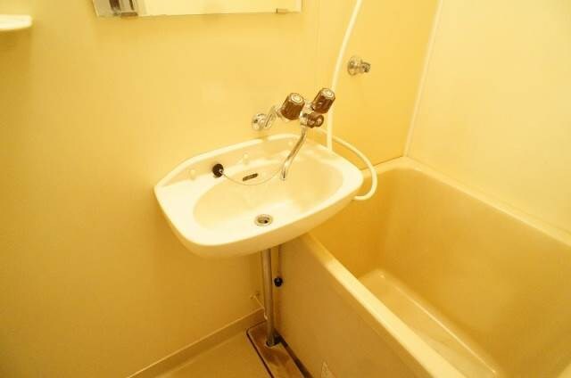 物件内観写真5　(別号室)