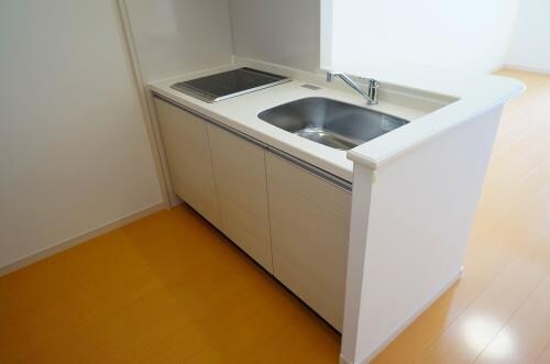 物件内観写真3　(別号室写真)