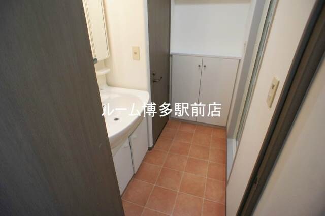 物件内観写真11　(別号室)