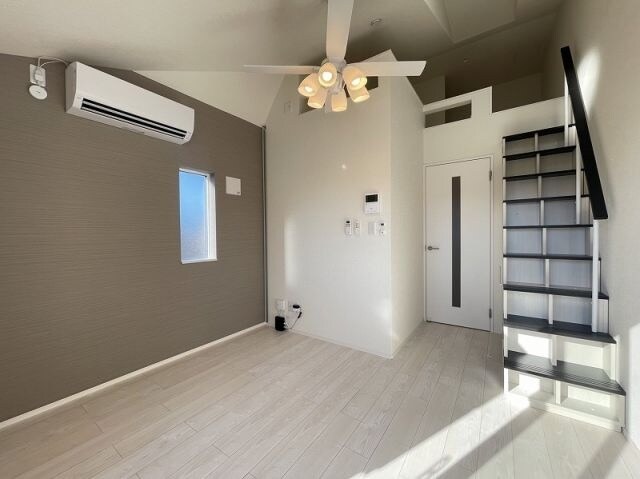 物件内観写真11　(同型イメージ)