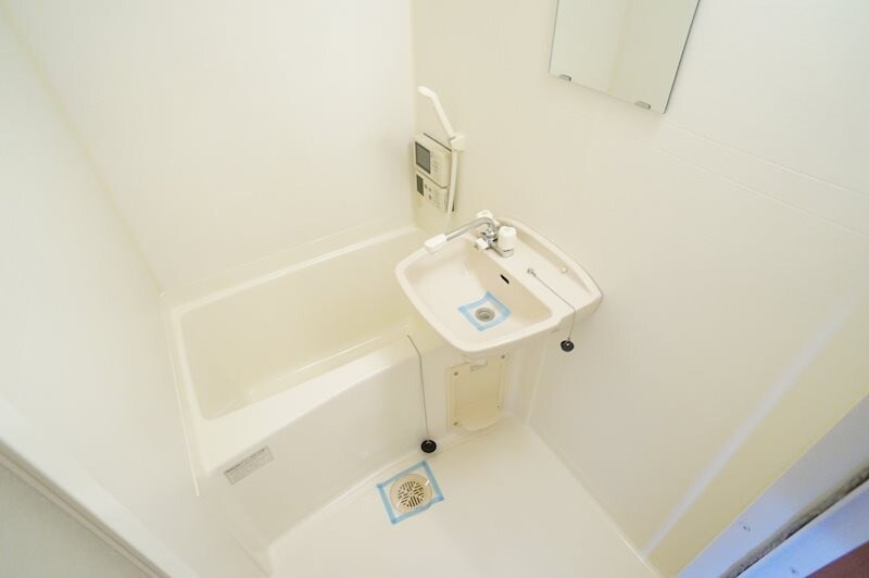 物件内観写真6　(同型イメージ)