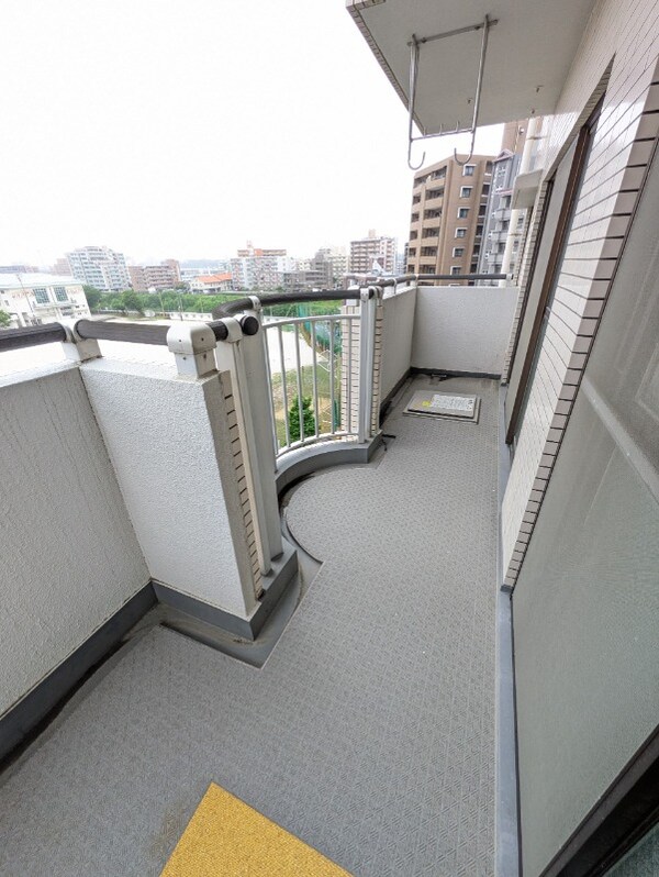 バルコニー(同物件別号数)