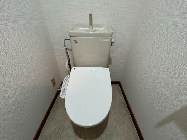 トイレ(別号室)