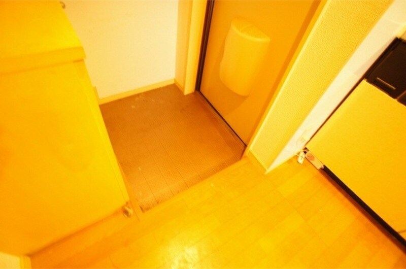 物件内観写真2　(別号室)