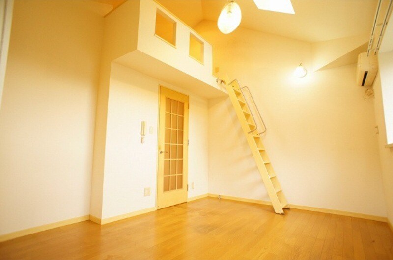 物件内観写真8　(別号室)