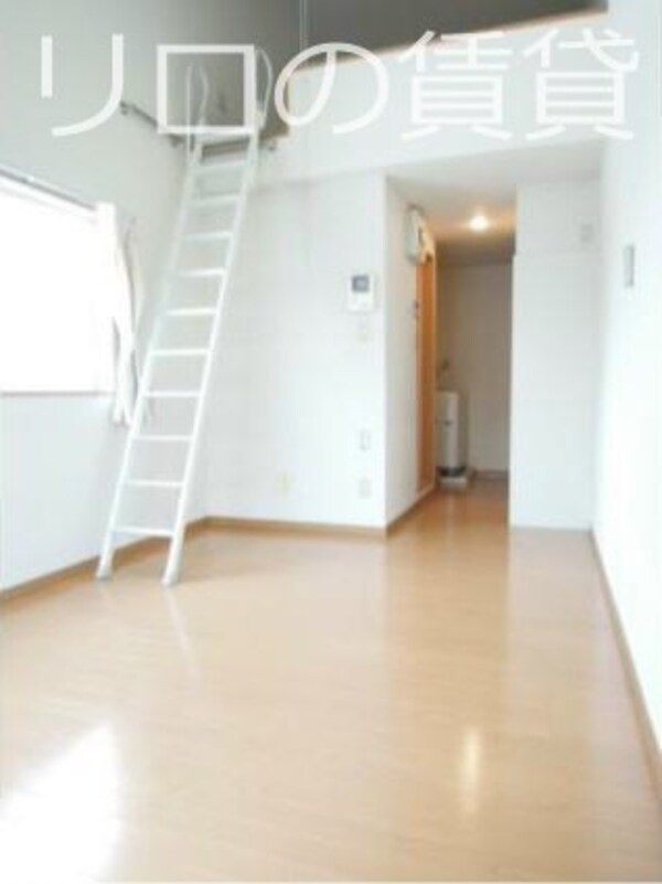 庭(広々リビングルーム)