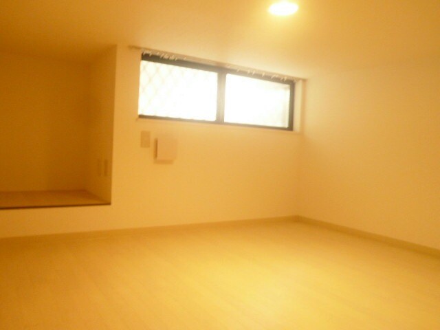 物件内観写真5　(別号室)