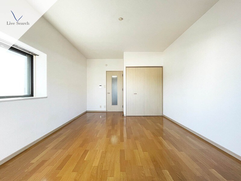 物件内観写真3　(別号室)