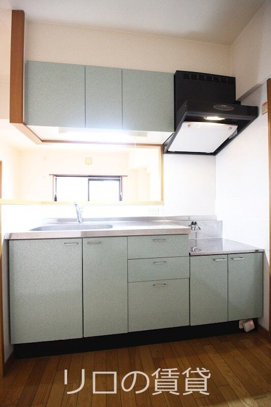 物件内観写真2　(別号室)