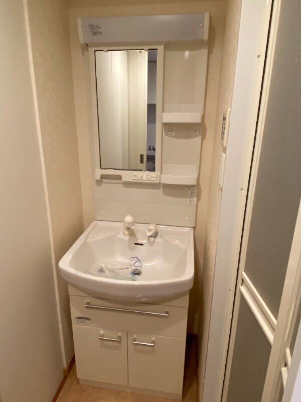 物件内観写真9　(別号室)