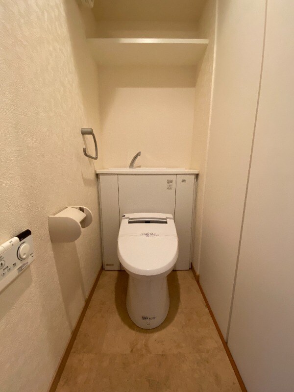 物件内観写真10　(別号室)