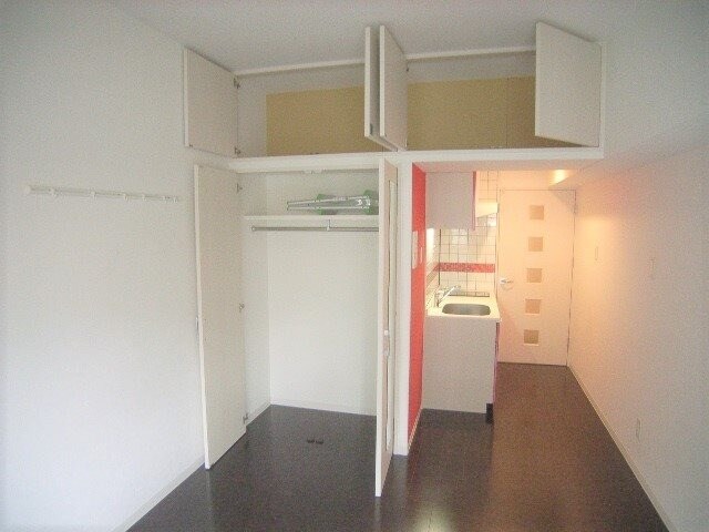 物件内観写真3　(別号室)