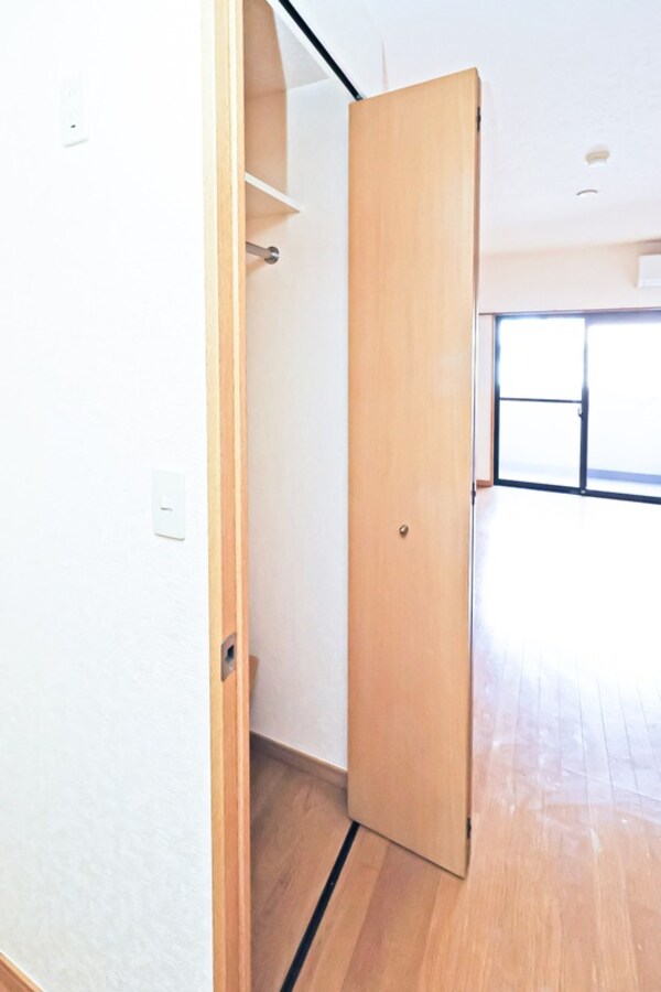 収納(別号室)