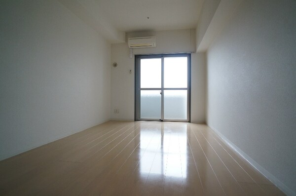 居室・リビング(別号室)