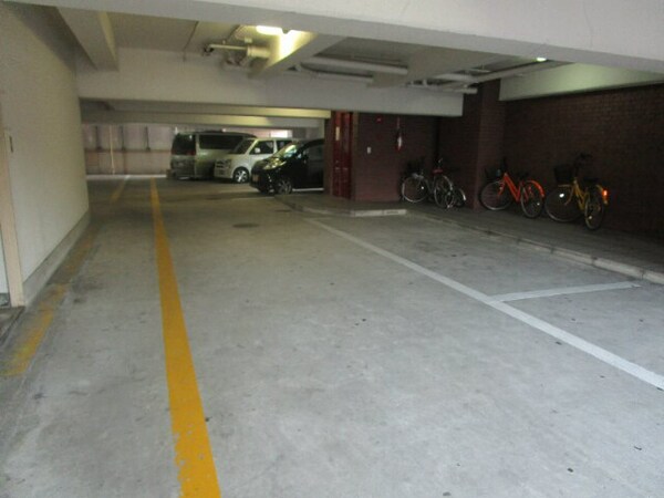駐車場(駐車場)