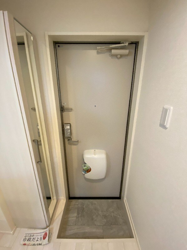 物件内観写真2　(別号室)