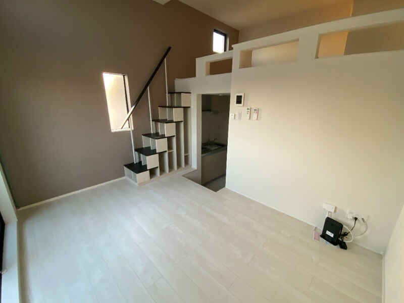 物件内観写真3　(別号室)