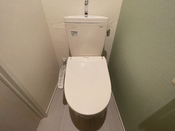 トイレ(別号室)