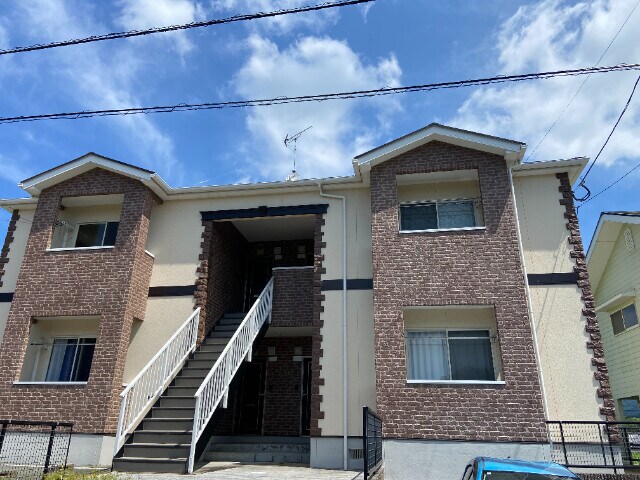 物件外観写真2　(エントランス)